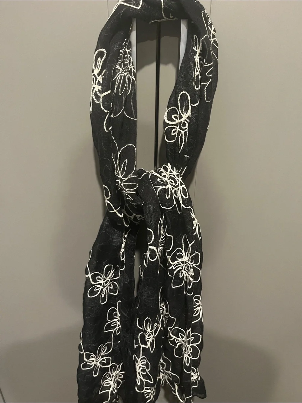 Black & White Floral Embroidered Scarf - Women's Accessory